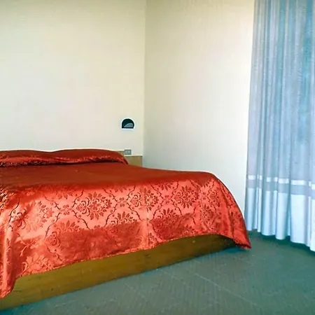 Hotel Aurora *